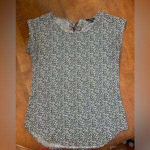 Express Women's Black and White Patterned Top